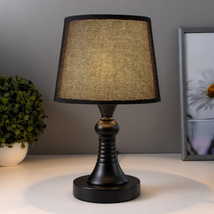 Лампа настольная Е27 25W 220В "Турон черная" 31х19х19 см RISALUX