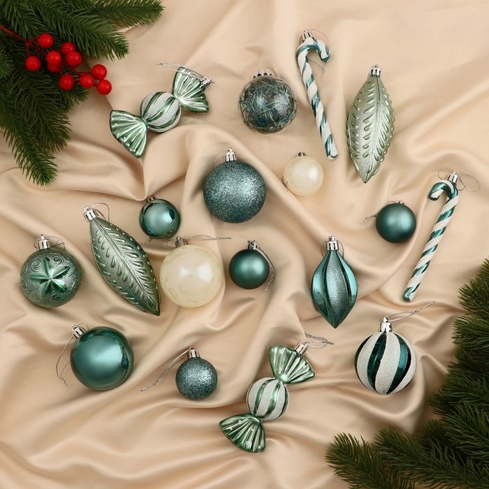 Набор украшений пластик 40 шт Набор украшений пластик 40 шт "Зимняя радость" бело-зелёный