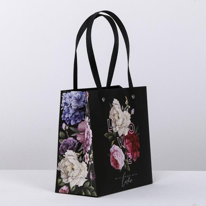 Пакет подарочный, упаковка, Love, 20 х 20 х 10 см Пакет подарочный, упаковка, Love, 20 х 20 х 10 см