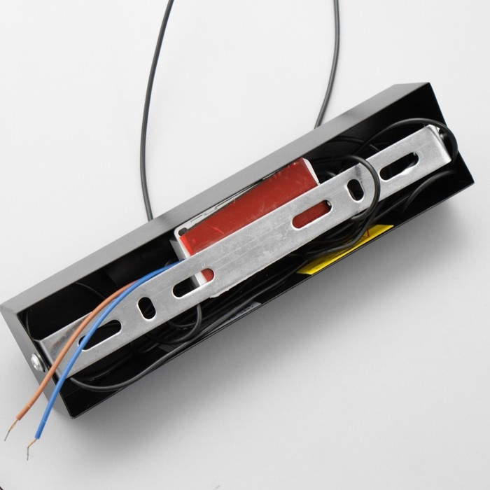 Светильник BayerLux Светильник BayerLux"Интен" LED 30Вт 6000К чёрный 90х25-125 см