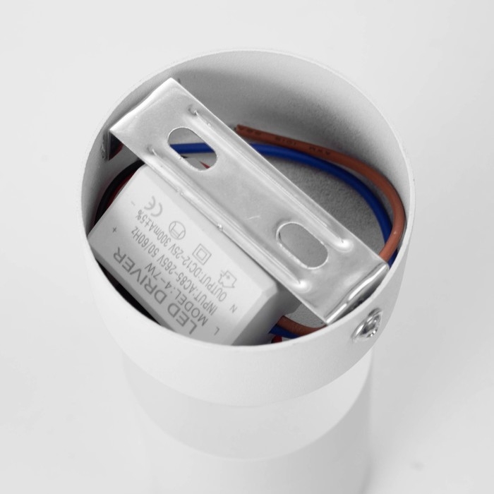 Спот Спот "Торно" LED 7Вт 4000К белый 6х6х13,3 см