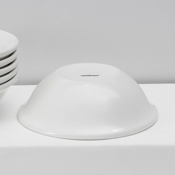 Набор тарелок фарфоровых глубоких Magistro Basic bistro, 6 предметов: 450 мл, d=15,5 см, цвет белый Набор тарелок фарфоровых глубоких Magistro Basic bistro, 6 предметов: 450 мл, d=15,5 см, цвет белый