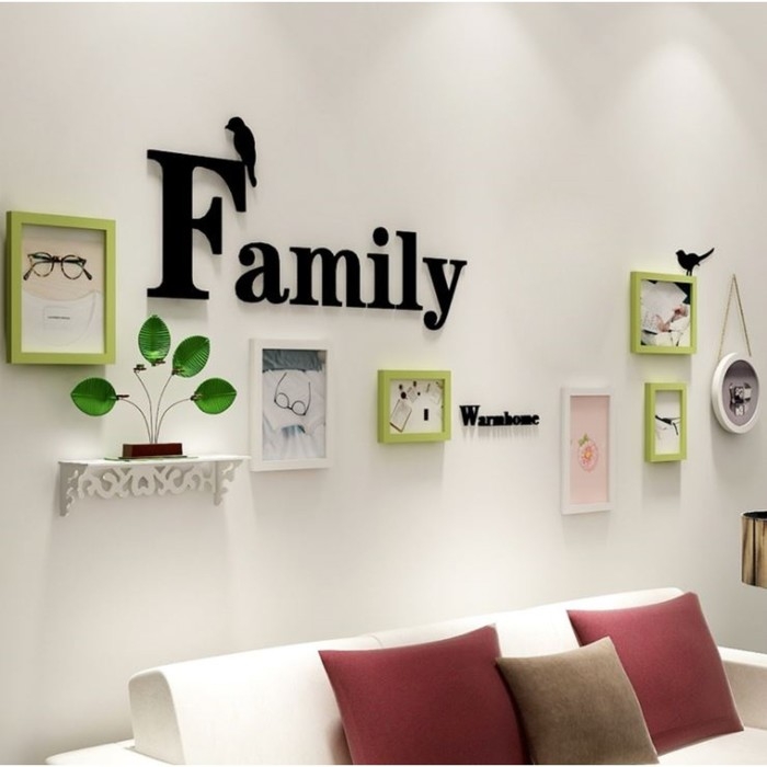 Фоторамка пластик на 7 фото+надпись+полочка  Фоторамка пластик на 7 фото+надпись+полочка "Family. Птицы" зелёно-белые набор 86х186 см