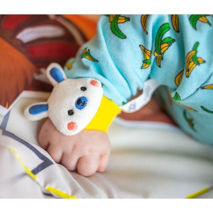 Подарочный набор браслетики + носочки погремушки «На полянке», Крошка Я Подарочный набор браслетики + носочки погремушки «На полянке», Крошка Я