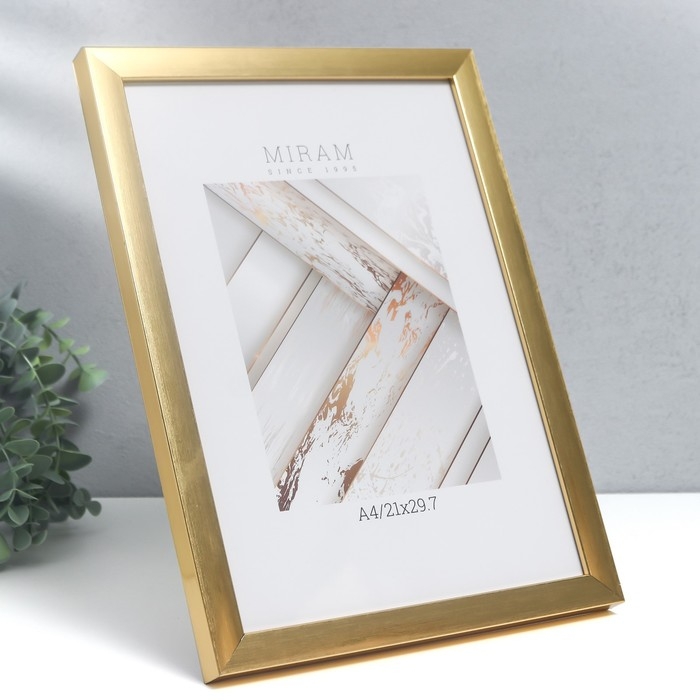 Фоторамка пластик Фоторамка пластик "МИРАМ" 21х29,7 см, (A4) золото (пластиковый экран)