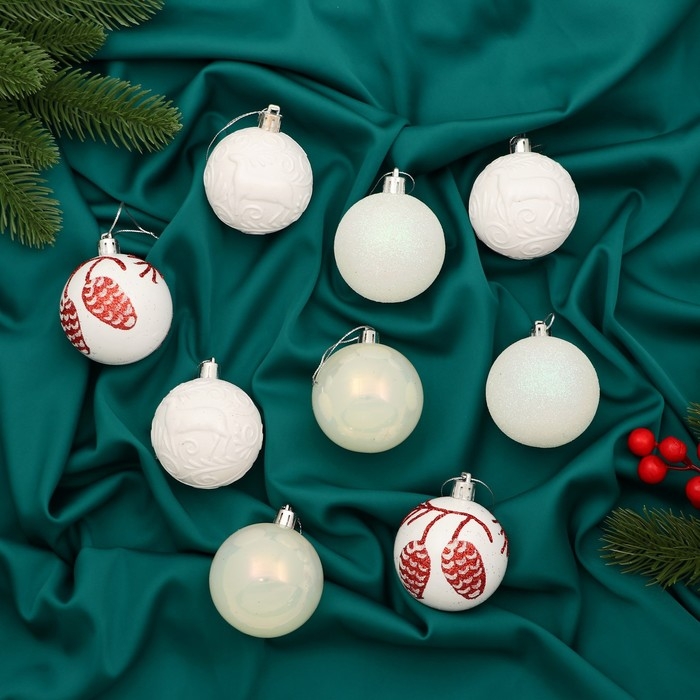 Набор шаров пластик d-6 см, 9 шт Набор шаров пластик d-6 см, 9 шт "Мелодия" шишки, красно-белый