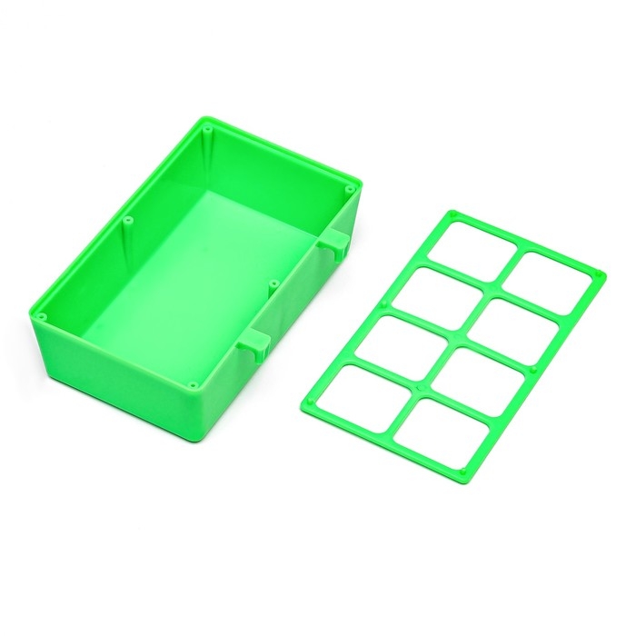 Кормушка для кормления с защитой на 8 ячеек 16,9 х 8,9 х 4,4 см, зелёная Кормушка для кормления с защитой на 8 ячеек 16,9 х 8,9 х 4,4 см, зелёная