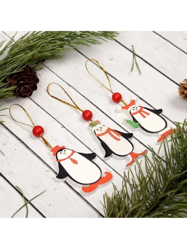Ёлочная игрушка Лесная мастерская &laquo;Пингвинчики в шапочках&raquo;, односторонняя, МИКС