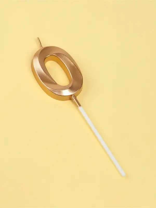 Свеча в торт на шпажке &laquo;Грань&raquo;, цифра 0, шампань, 5 см