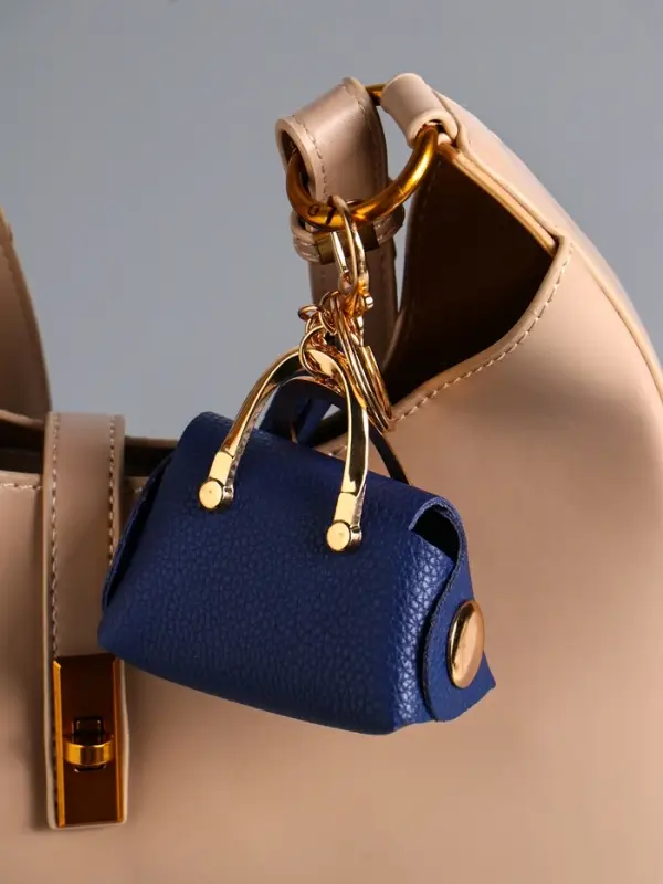 Брелок кожзам с карабином, с кистью Брелок кожзам с карабином, с кистью "Саквояж" синий 7,5х4х7 см