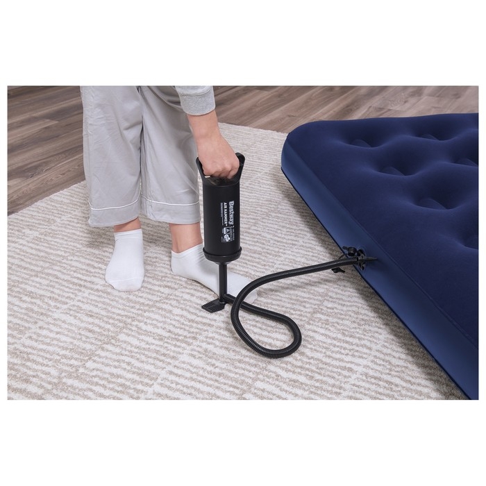 Матрас надувной Pavillo, 203 х 152 х 22 см, ручной насос, 2 подушки, 67374 Bestway Матрас надувной Pavillo, 203 х 152 х 22 см, ручной насос, 2 подушки, 67374 Bestway