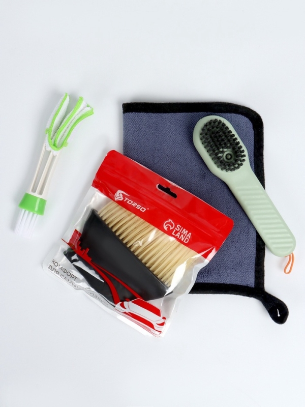 Набор автомобилиста для чистки салона  Набор автомобилиста для чистки салона "Настоящему мужику", 4 предмета