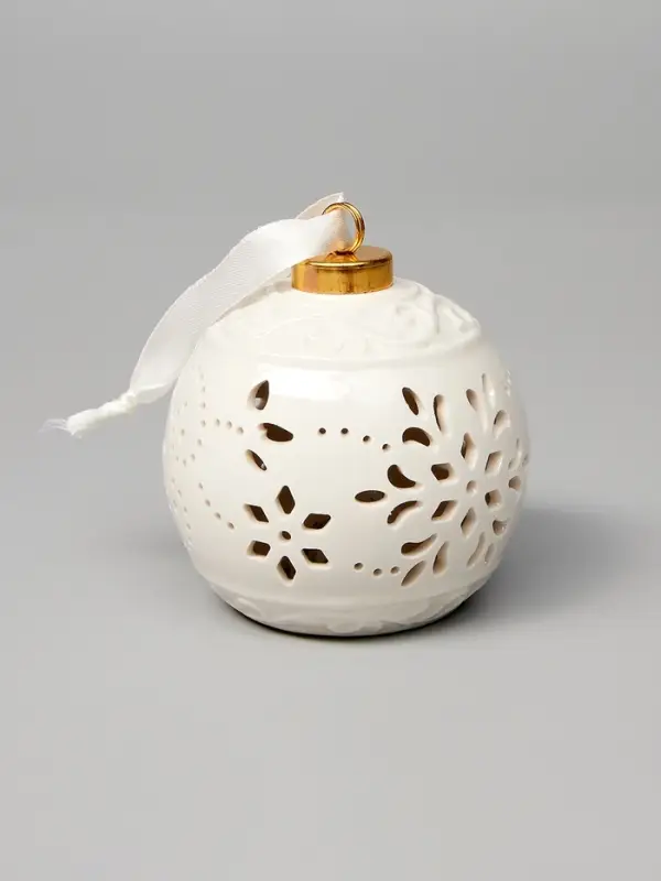 Ёлочный шар с подсветкой &laquo;Вьюга&raquo;, 10&times;8.8&times;8.8 см, 1 LED, керамика, от батареек LR44&times;3, керамика, свечение тёплое белое