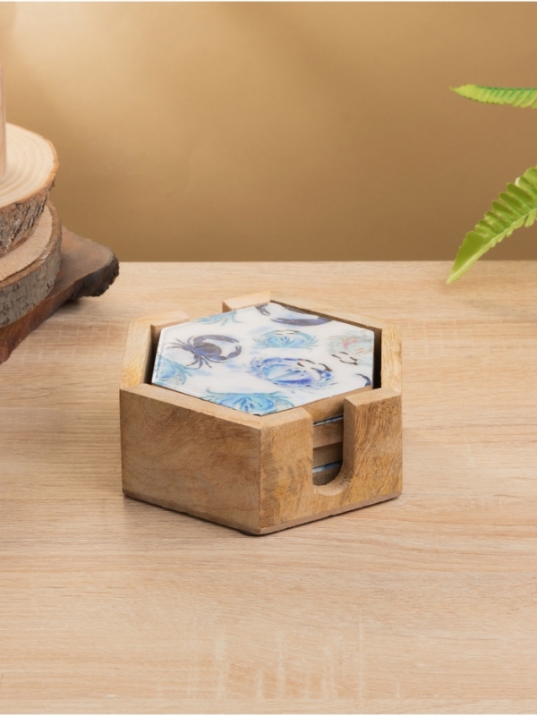 Подставка под горячее (набор 4 шт)  Подставка под горячее (набор 4 шт) "Крабы" дерево манго 15х13х5 см