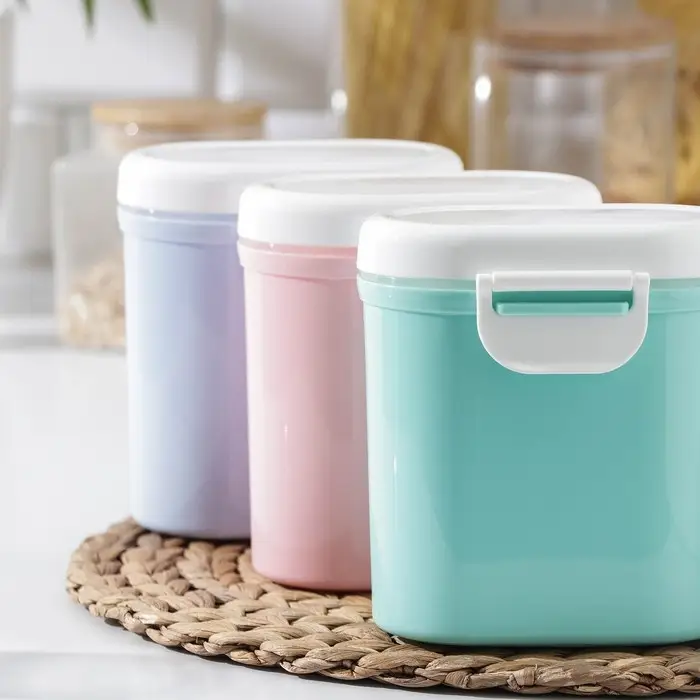 Банка пластиковая для сыпучих продуктов «Удовольствие», овальная, с ложкой, 13,5×9,5×14 см, цвет МИКС Банка пластиковая для сыпучих продуктов «Удовольствие», овальная, с ложкой, 13,5×9,5×14 см, цвет МИКС