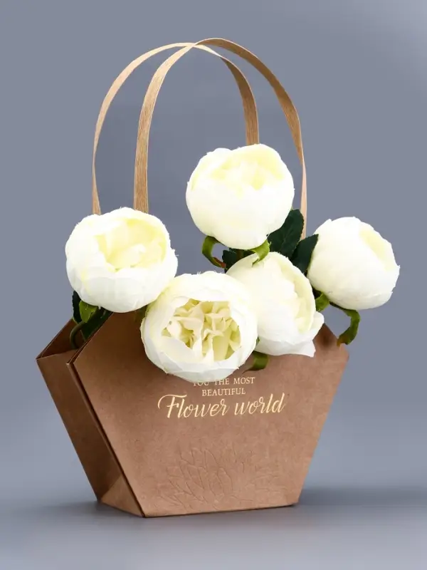 Сумка для цветов тиснение крафт, &laquo;Самой прекрасной&raquo;, влагостойкая, 23&times;15&times;9 см