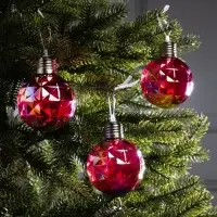 Набор ёлочных шаров &laquo;Яркие переливы&raquo;, 3 шт., d=7 см, 3 LED, от батареек AG13&times;9, свечение тёплое белое