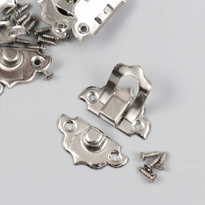 Замок металл для шкатулки серебро + гвозд. набор 10 шт 2,9х3 см Замок металл для шкатулки серебро + гвозд. набор 10 шт 2,9х3 см