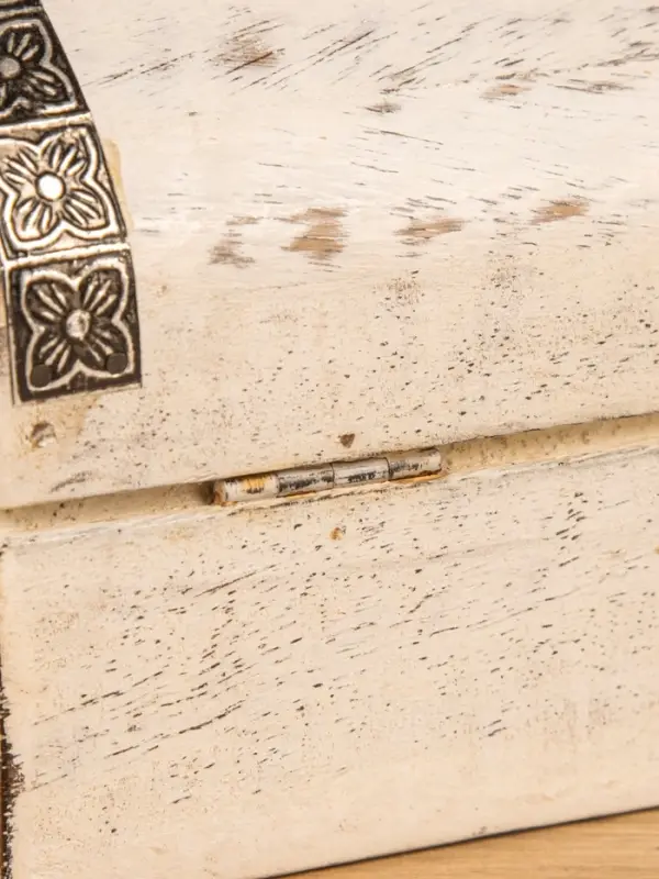 Сундучок Сундучок "Солнце ацтеков" 19х12х11 см, манговое дерево, белый антик