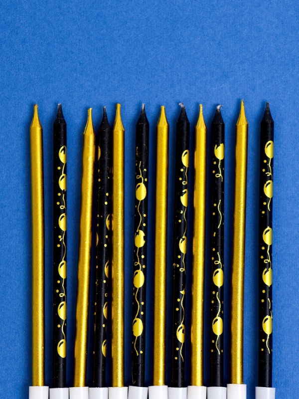 Набор свечей для торта Набор свечей для торта "Воздушные шарики", 12 шт, золотой и черный