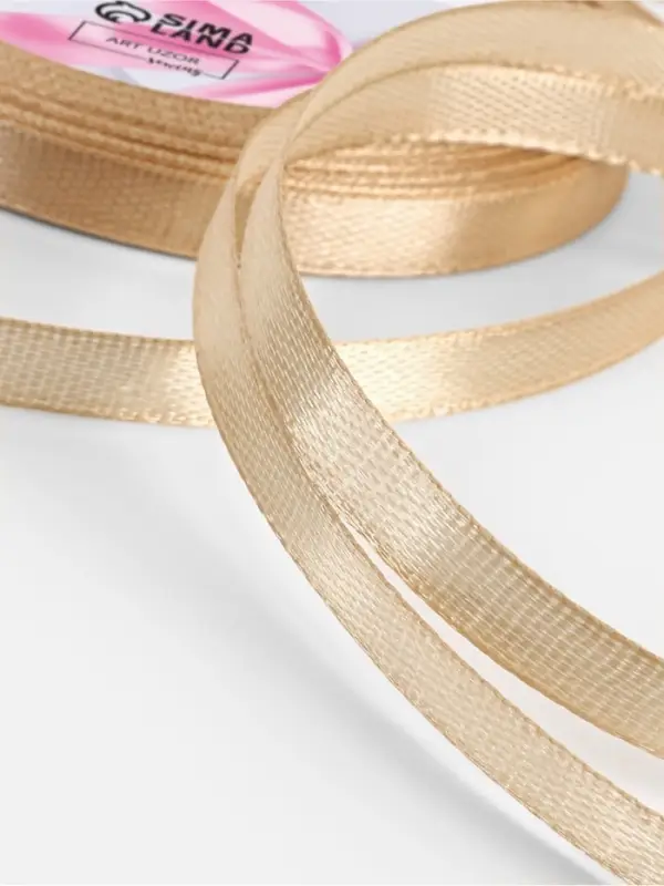 Лента атласная, 6 мм, 23±1 м, светло-бежевая Лента атласная, 6 мм, 23±1 м, светло-бежевая