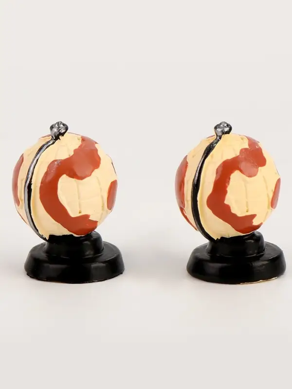 Миниатюра кукольная &laquo;Глобус&raquo;, набор 2 шт., размер 1 шт. &mdash; 2&times;2&times;2.5 см