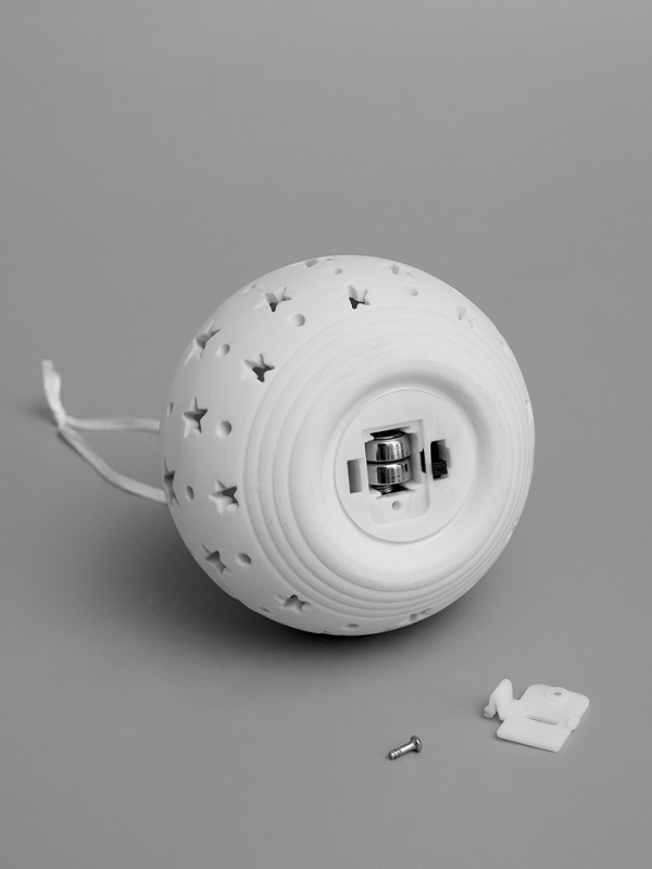 Елочный шар Елочный шар "Звездное небо" 9х9х9.8 см, 1 LED, LR44x3(в компл.), свечение тёплое белое