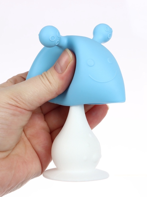 Прорезыватель силиконовый с погремушкой Крошка Я «Грибочек», голубой