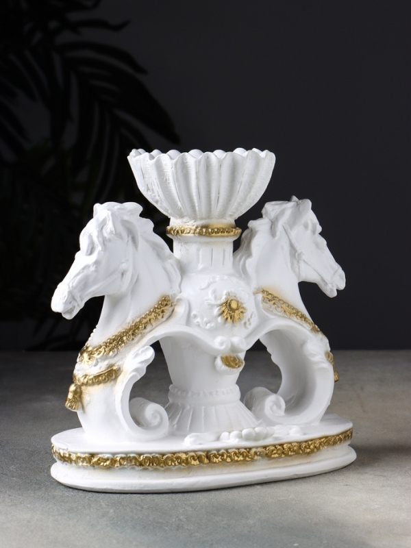 Подсвечник Подсвечник "Лошади" 21х13х21 см, белый