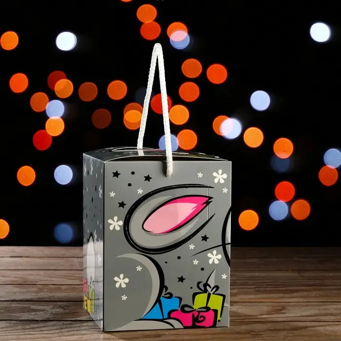 Подарочная коробка кубик «Зайчонок», 12×12×15.5 см