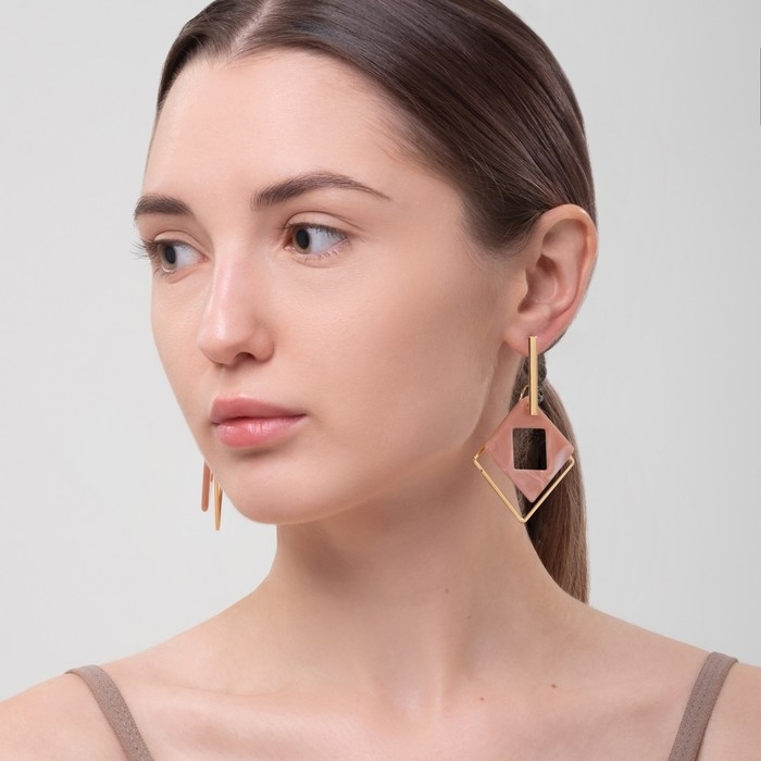 Серьги ассорти «Иллюзия», цвет пудровый в золоте Серьги ассорти «Иллюзия», цвет пудровый в золоте