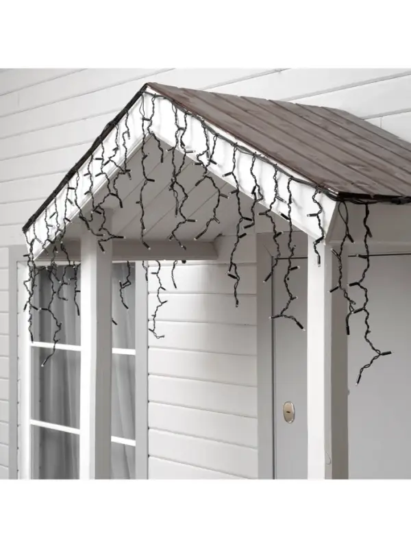 Гирлянда &laquo;Бахрома&raquo; 3&times;0.6 м, IP65, УМС, тёмная нить каучук, 108 LED, свечение белое, 220 В