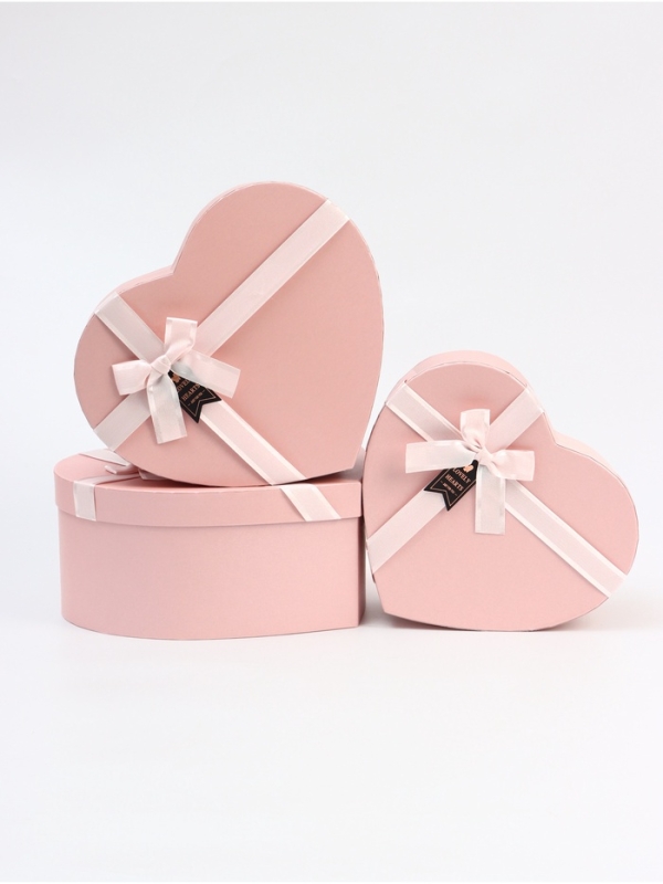 Набор коробок 3 в 1 сердца 31 х 27 х 13,3; 28 х 25 х 11,7; 26 х 23 х 10,3 см