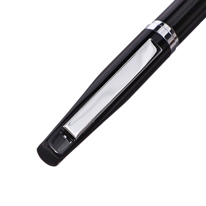 Ручка подарочная шариковая в кожзам футляре поворотная Люкс корпус черный/серебро Ручка подарочная шариковая в кожзам футляре поворотная Люкс корпус черный/серебро