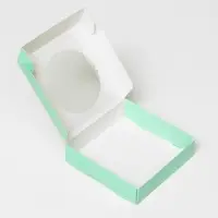 Подарочная коробка сборная с окном, зелёный, 11.5×11.5×3 см