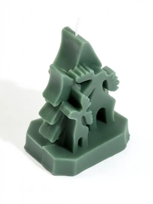 Свеча новогодняя &laquo;Олени&raquo;, 7&times;5&times;8.5 см, 9 ч, зелёный