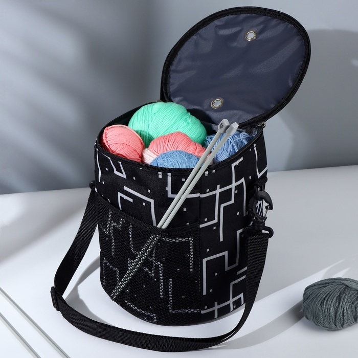 Сумка-футляр «Геометрия», 2 люверса, d = 21 × 23 см, цвет разноцветный Сумка-футляр «Геометрия», 2 люверса, d = 21 × 23 см, цвет разноцветный