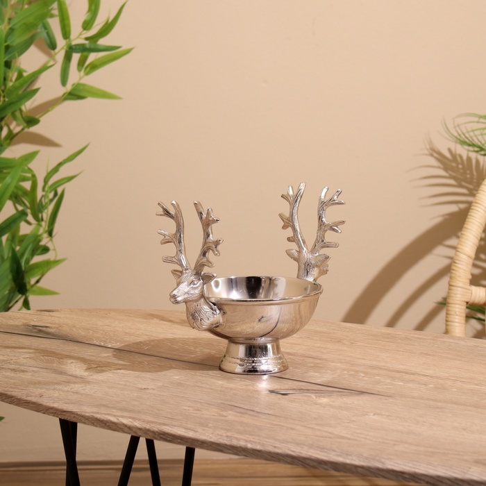 Ваза Ваза "Олени" алюминий 26х16х20 см