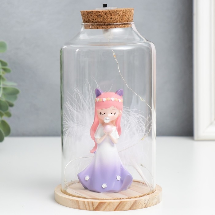 Сувенир полистоун световой  Сувенир полистоун световой "Девочка с ушками, шариком и пером" 10х10х17,5 см