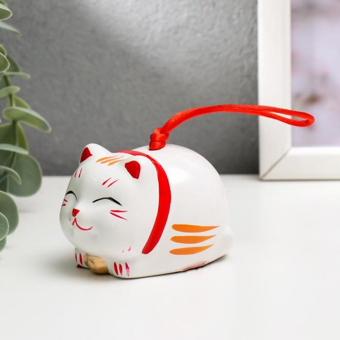 Сувенир керамика колокольчик Сувенир керамика колокольчик "Манэки-нэко лежит" 5,7х5,5х5 см