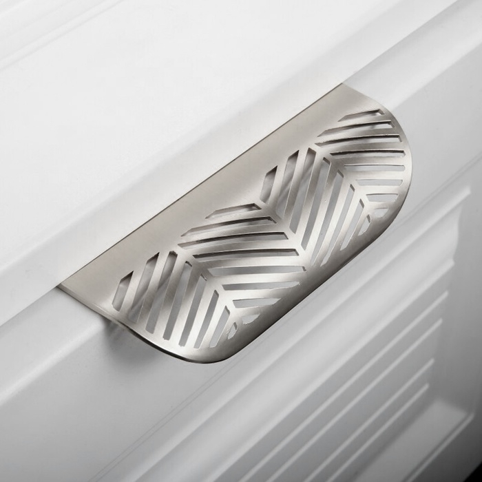 Ручка CAPPIO, м/о 96 мм, с узором, цвет матовый серый Ручка CAPPIO, м/о 96 мм, с узором, цвет матовый серый