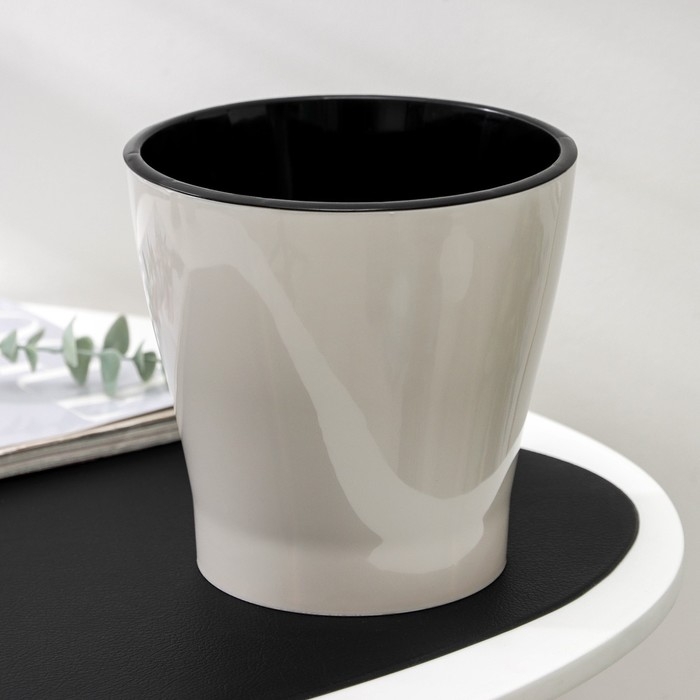 Кашпо для цветов со вставкой «Лея», 2,2 л, цвет бежевый