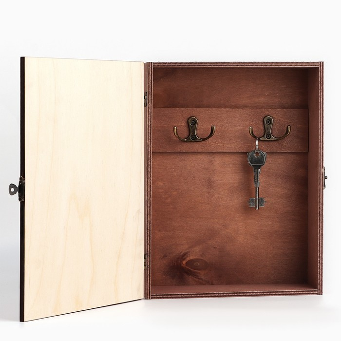 Ключница настенная «Бережем дом и счастье в нем», 26 х 20 см. Ключница настенная «Бережем дом и счастье в нем», 26 х 20 см.