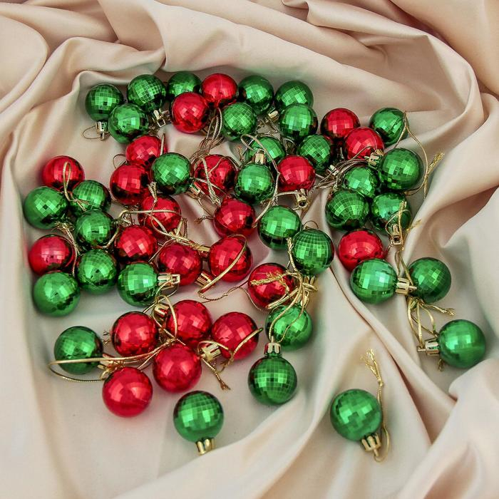 Набор шаров пластик d-3 см, 56 шт Набор шаров пластик d-3 см, 56 шт "Треугольник" красный зелёный