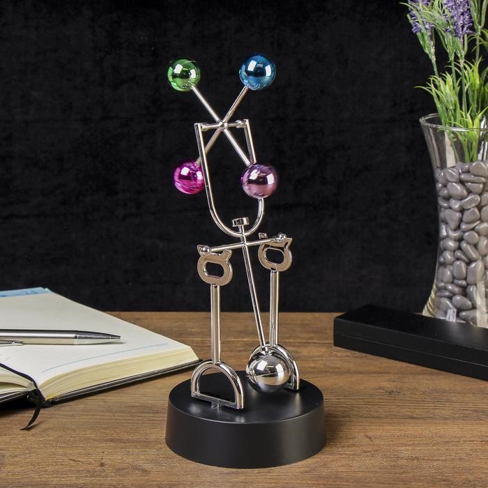 Маятник Маятник "Сферы" от батареек 4шт. АА 22х10,5х10,5 см