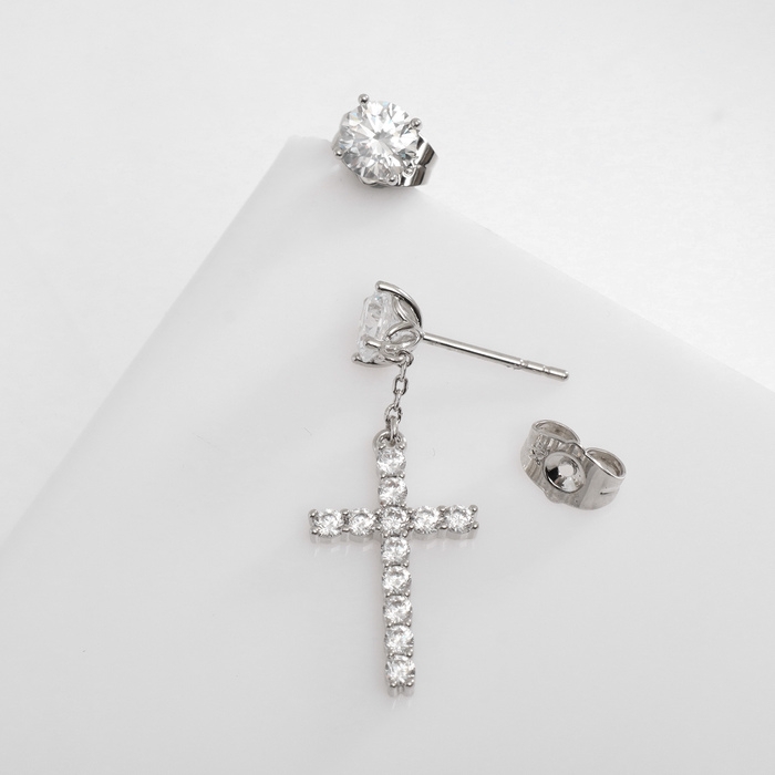 Серьги со стразами XUPING крест величие, цвет белый в серебре Серьги со стразами XUPING крест величие, цвет белый в серебре