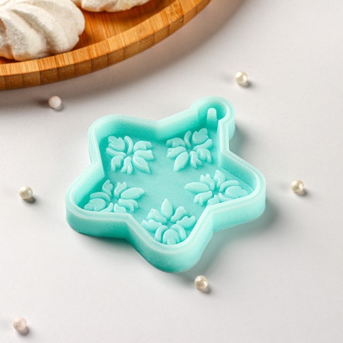 Силиконовый молд «Звёздочка», 7,4×7×0,8 см, цвет бирюзовый Силиконовый молд «Звёздочка», 7,4×7×0,8 см, цвет бирюзовый