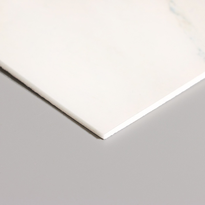 Панель самоклеящаяся 60*30см мрамор белый с синим Панель самоклеящаяся 60*30см мрамор белый с синим