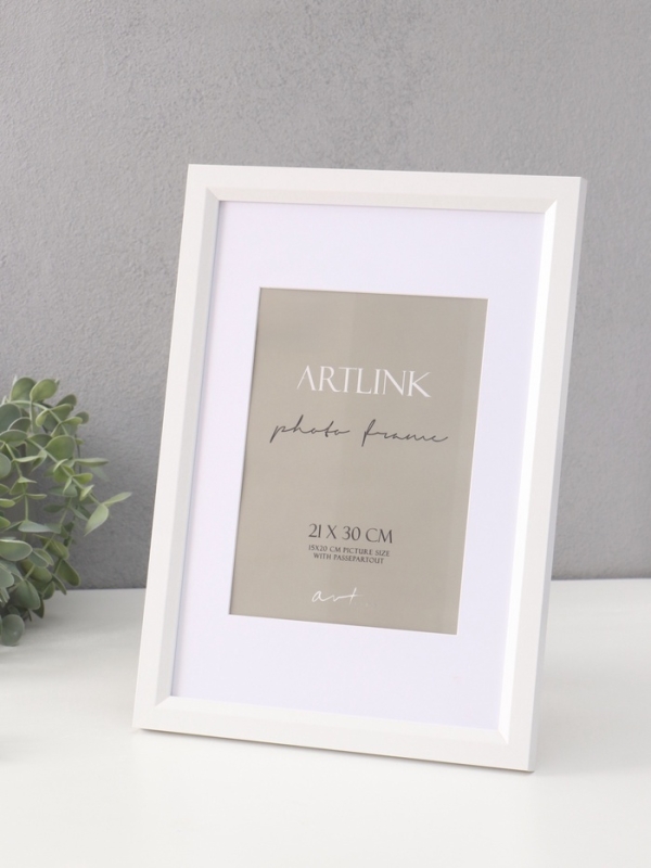 Фоторамка МДФ Фоторамка МДФ "Anna" 21х30 см, с паспарту (15х20 см), белый (пластиковый экран)