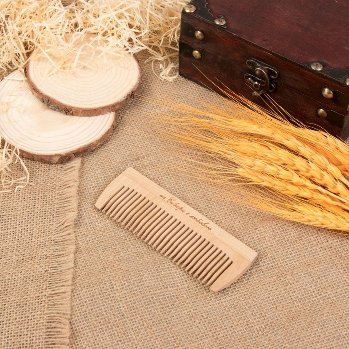 Расчёска - гребень, 12,5 × 4,5 см, цвет «светлое дерево» Расчёска - гребень, 12,5 × 4,5 см, цвет «светлое дерево»